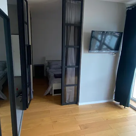 Apartment Wiatraczna *